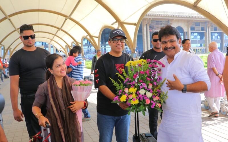 Ajay Ajmera, the Textile King of Surat, Discusses Triumphs and Challenges with Ashneer Grover