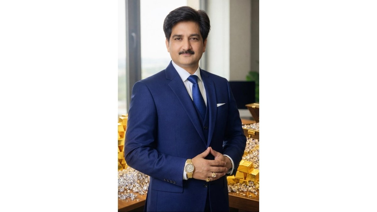 Entrepreneur, Rakesh Agarwal Launches Business Buddies