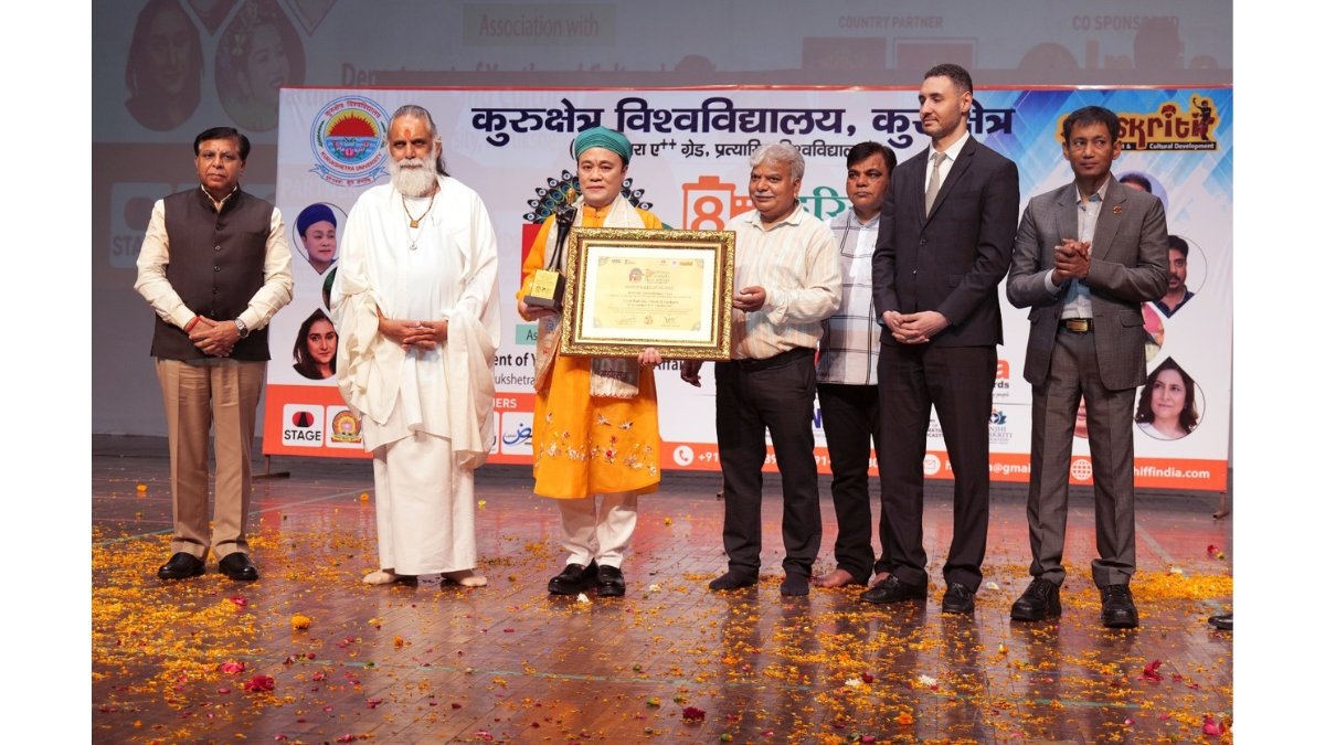  “Vuon Tinh Yeu – Prem Ki Surdhara” Wins Best International Film Award