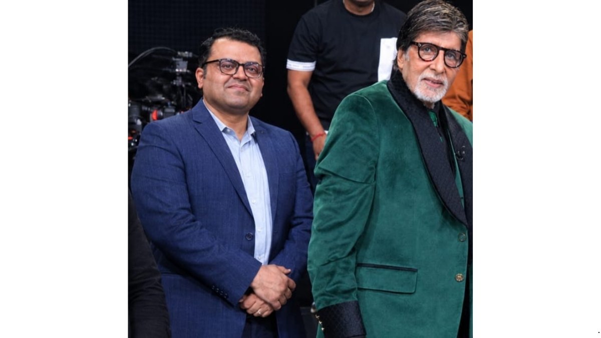 The Omega Heist Author Madhav Das Meets Legendary Indian Actor Amitabh Bachchan